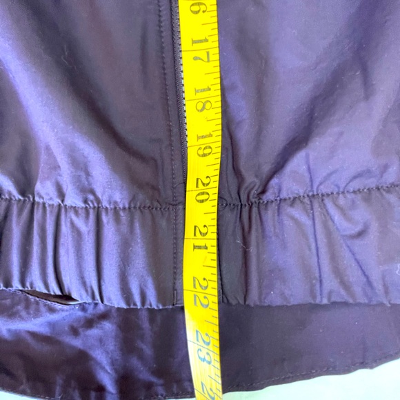 Nike women’s running jacket - Picture 6 of 9